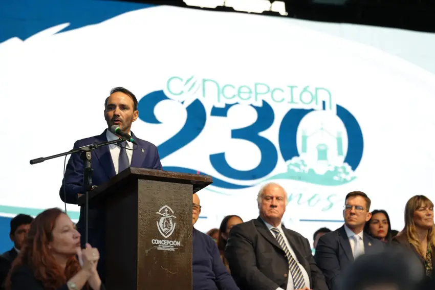 Valdés acompañó festejos por los 230 años de Concepción