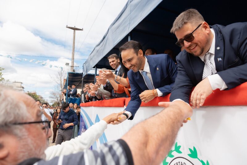 Valdés en Libres: anunció viviendas y la recuperación del aeropuerto de cargas