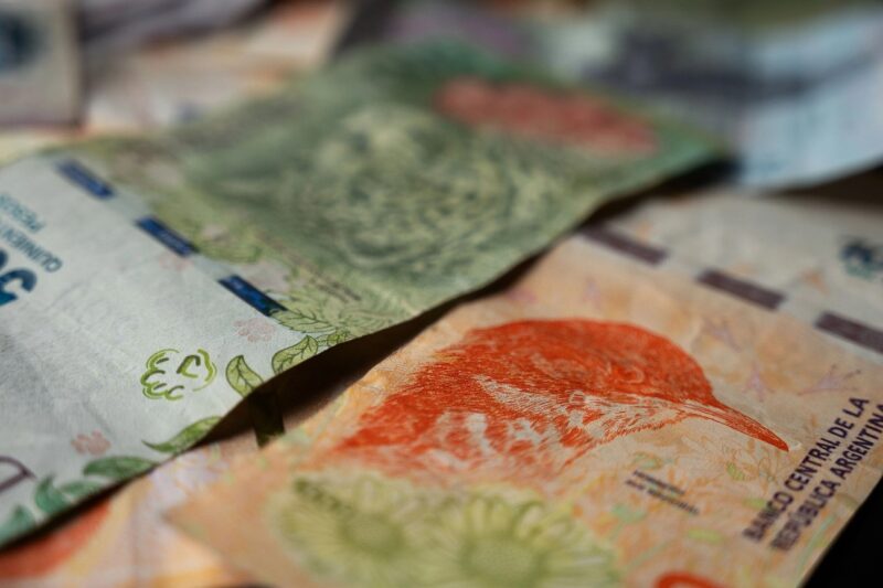 Por qué sube el dólar: 5 claves para entender sus movimientos