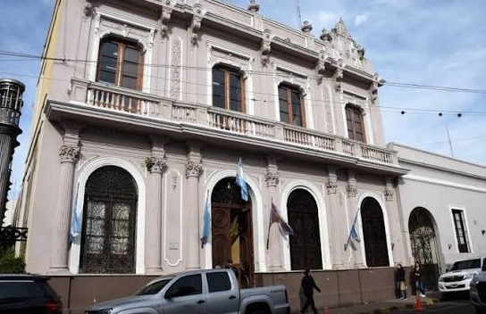 Se confirmó el inicio del pago de sueldos a trabajadores municipales