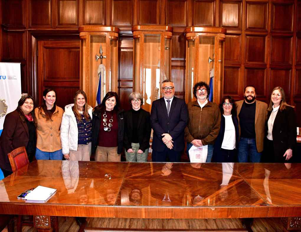 Buscan ampliar la oferta educativa universitaria