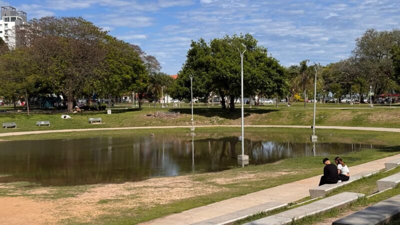 El piletón del parque Cambá Cuá quedó bajo agua y afectó los desagües