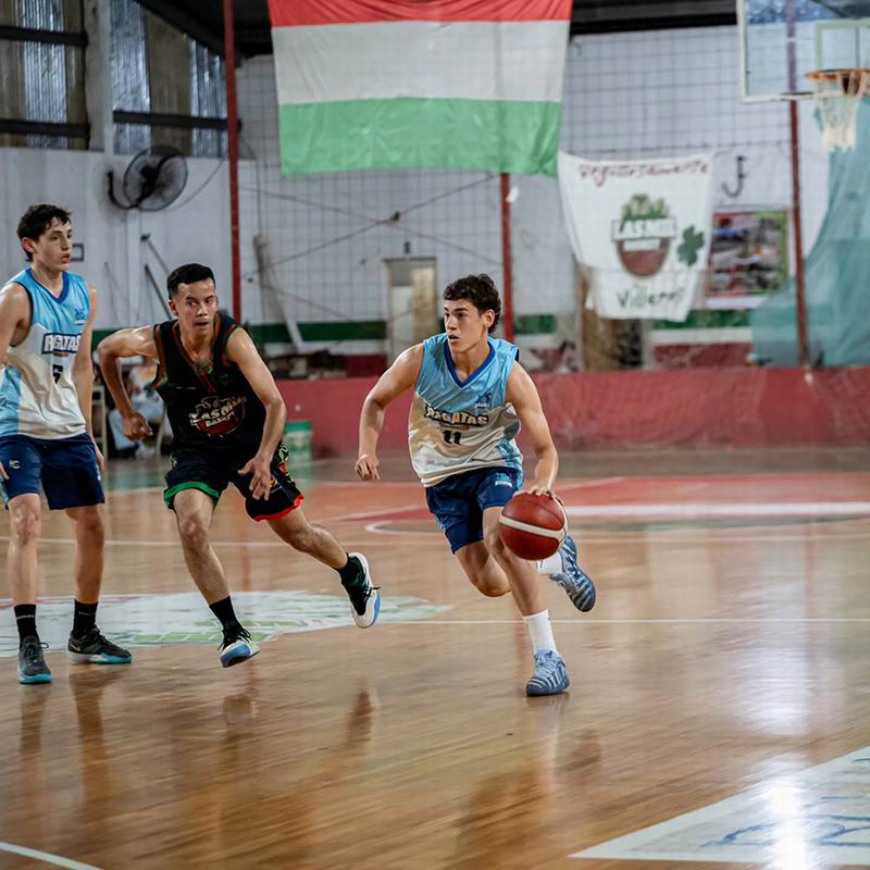Córdoba y Regatas están imparables en el Oficial
