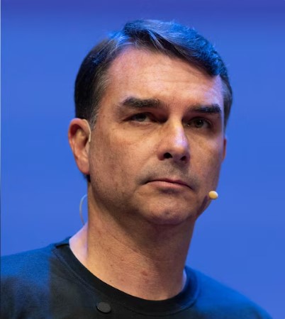 Bolsonaro obtuvo más votos, pero no pudo evitar el balotaje