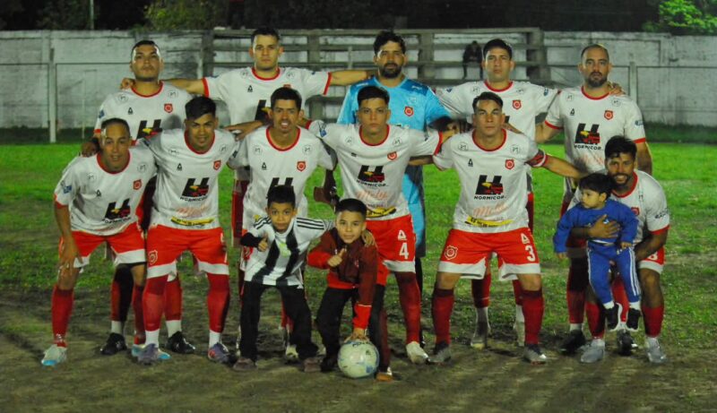 Cambá Cuá ganó y manda en primera A