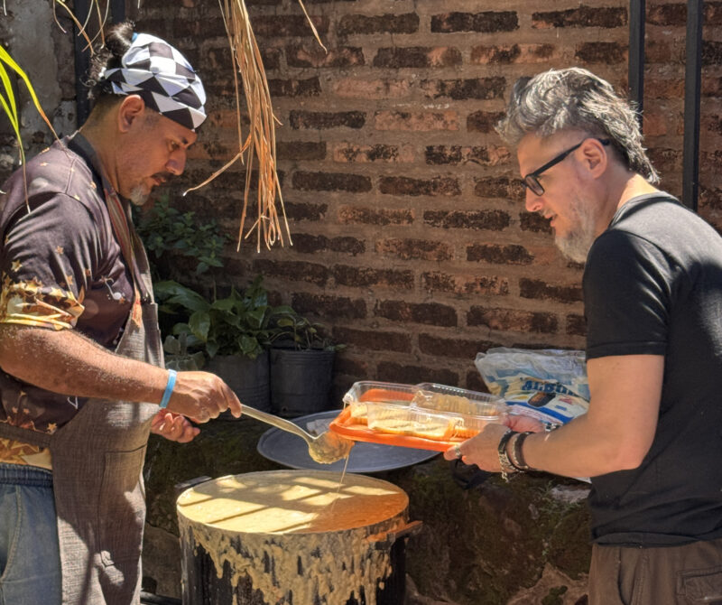 Con abundante y delicioso mbaipy, la Ciudad ahuyentó al Karaí Octubre