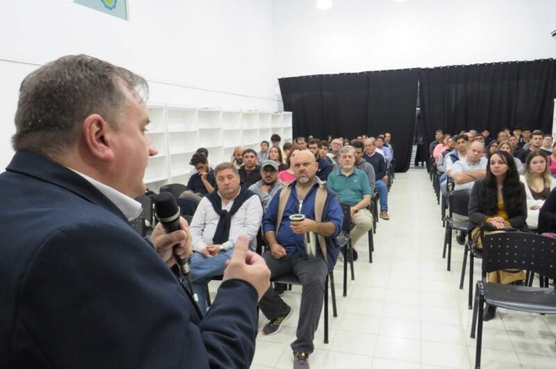 Exitosos encuentros para el desarrollo forestal