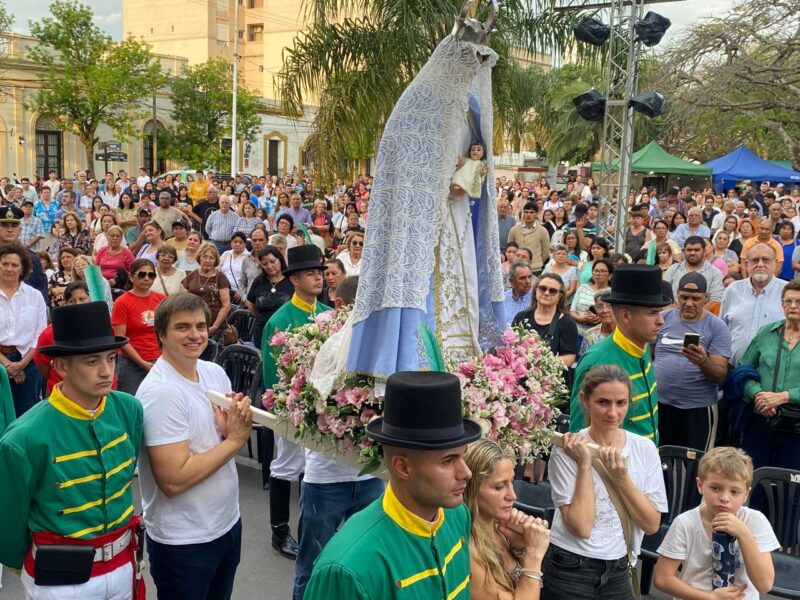 «Remar juntos»: el clamor de los jóvenes goyanos en la fiesta de la Virgen del Rosario